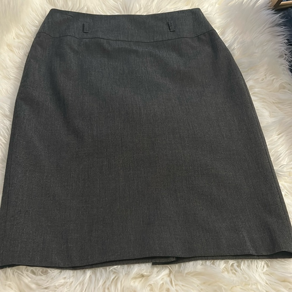 🌸NWOT Apt 9 Skirt Size 8 Barely Worn Black/Gray/White